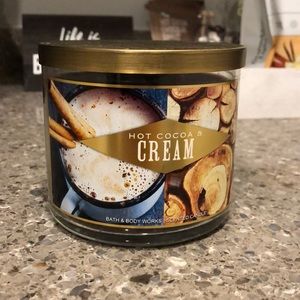 🆕 Hot Cocoa & Cream bath and body works candle